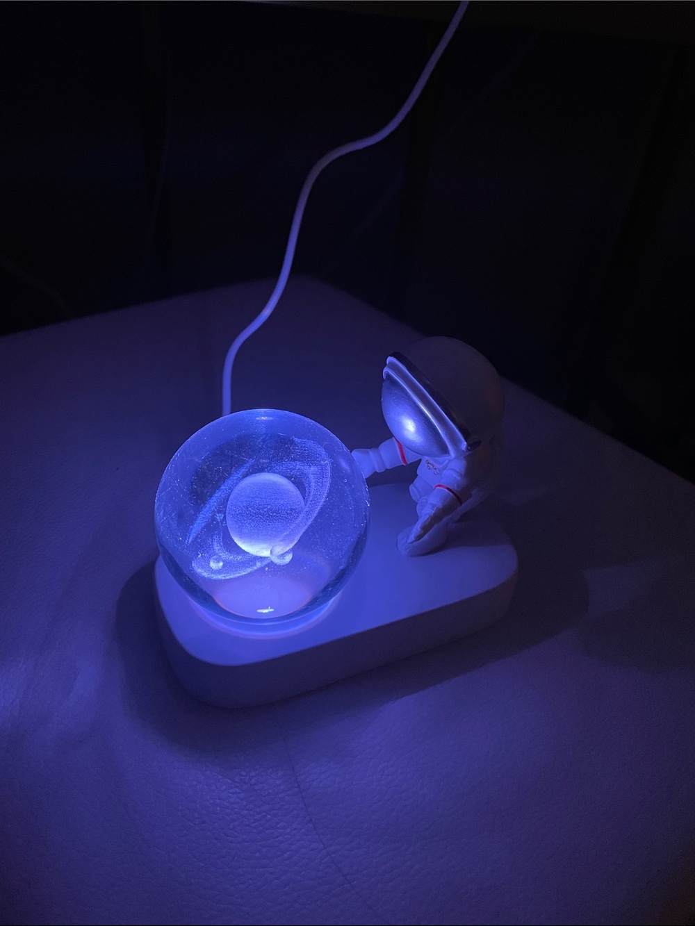 Astronaut LED Night Light with Glowing Planet Globe - Blue